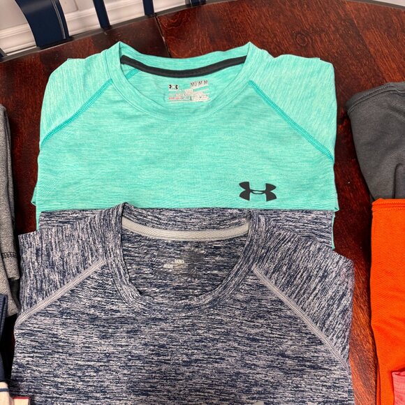 TEE-SHIRT BUNDLE - Picture 7 of 8